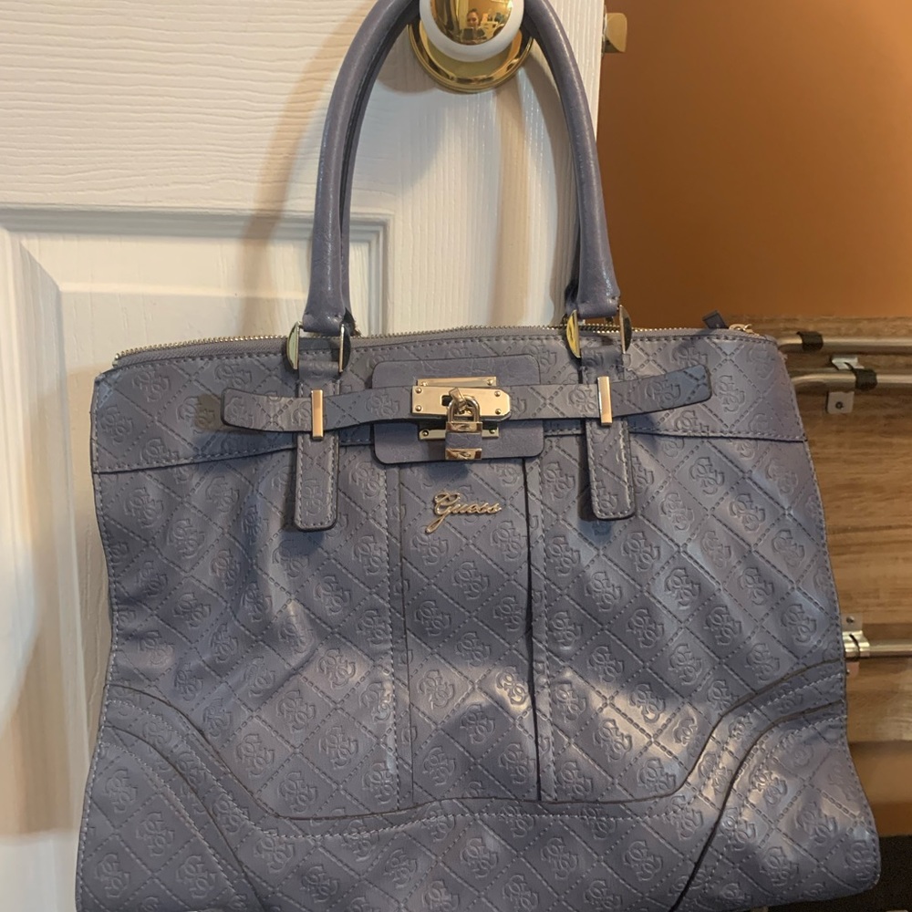 NEW PRICE !!!!!Guess purse